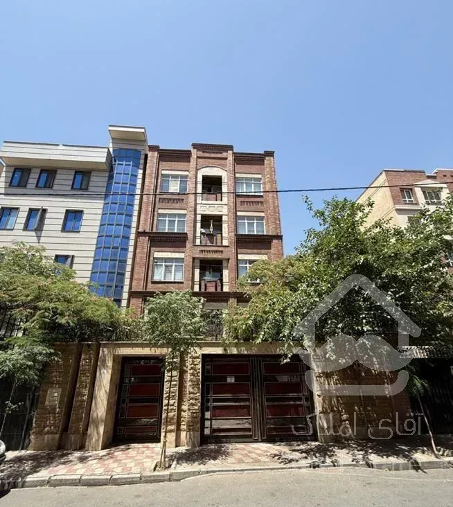 ۱۱۰ متر دوخوابه تک واحدی