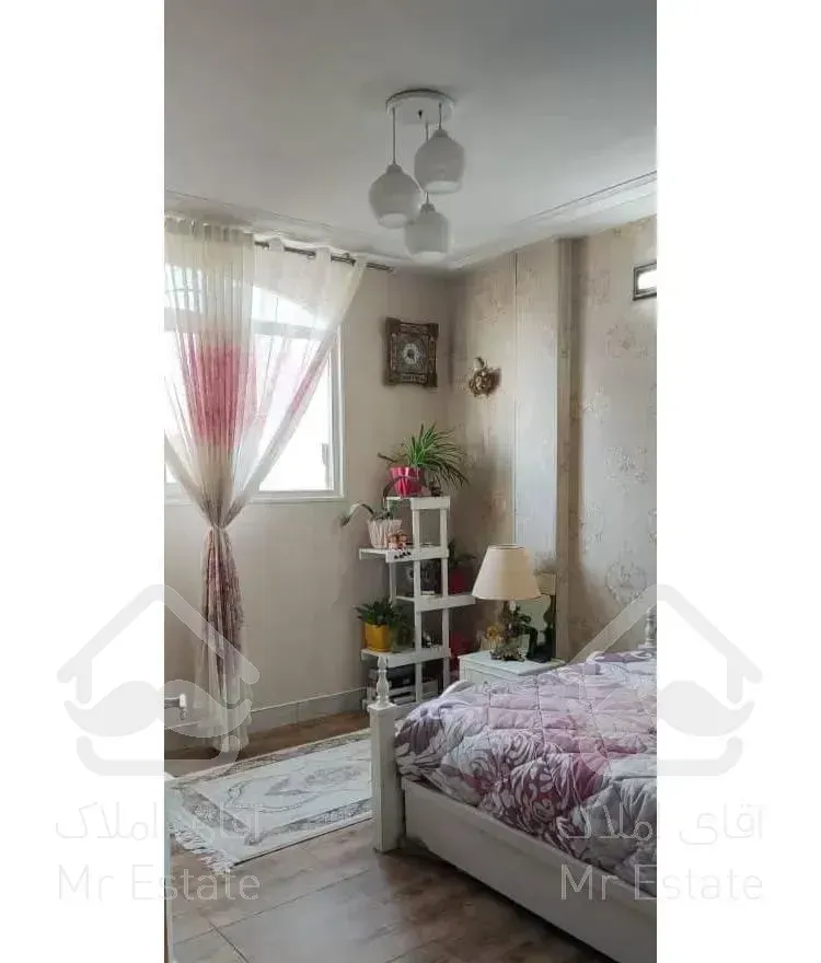 آپارتمان ۸۰متری/دو خواب/جنوبی شمالی