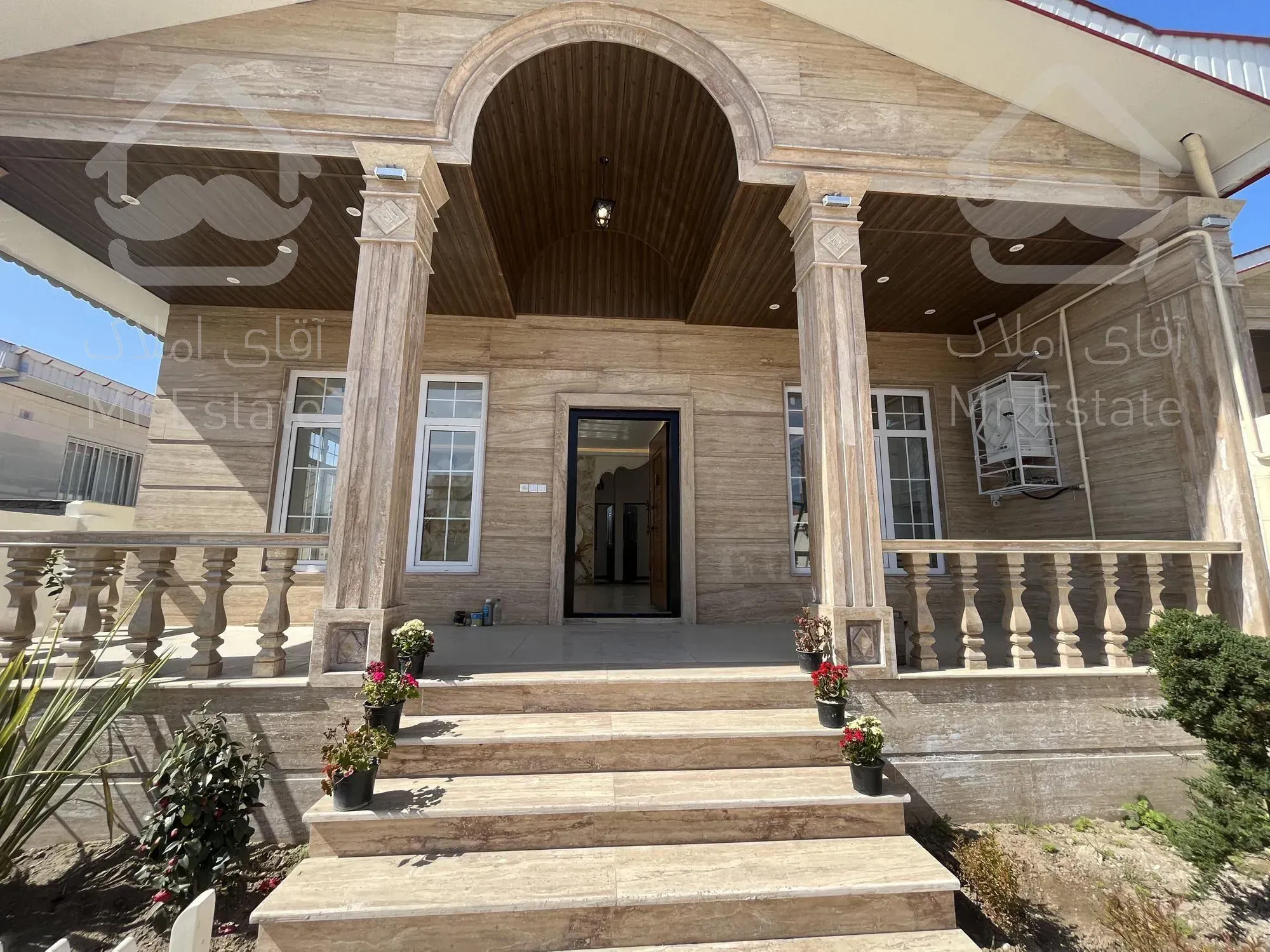 فروش ویلا ۱۲۰ متری خوش ساخت در شهر ساحلی