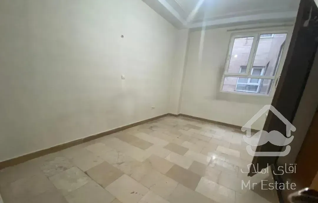 اپارتمان ١٥٠ متری ظفر