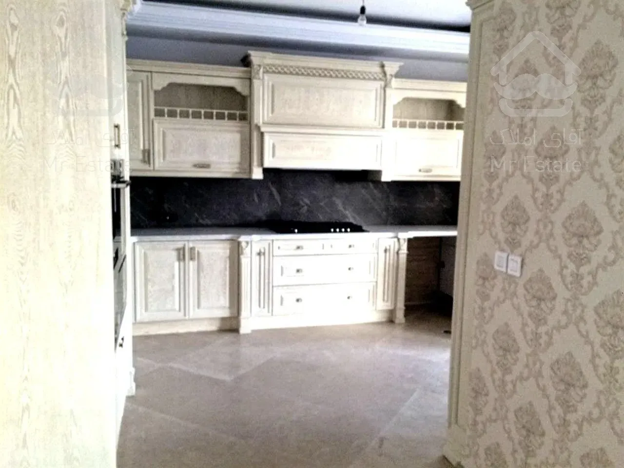 خرید آپارتمان 210 متری فرمانیه