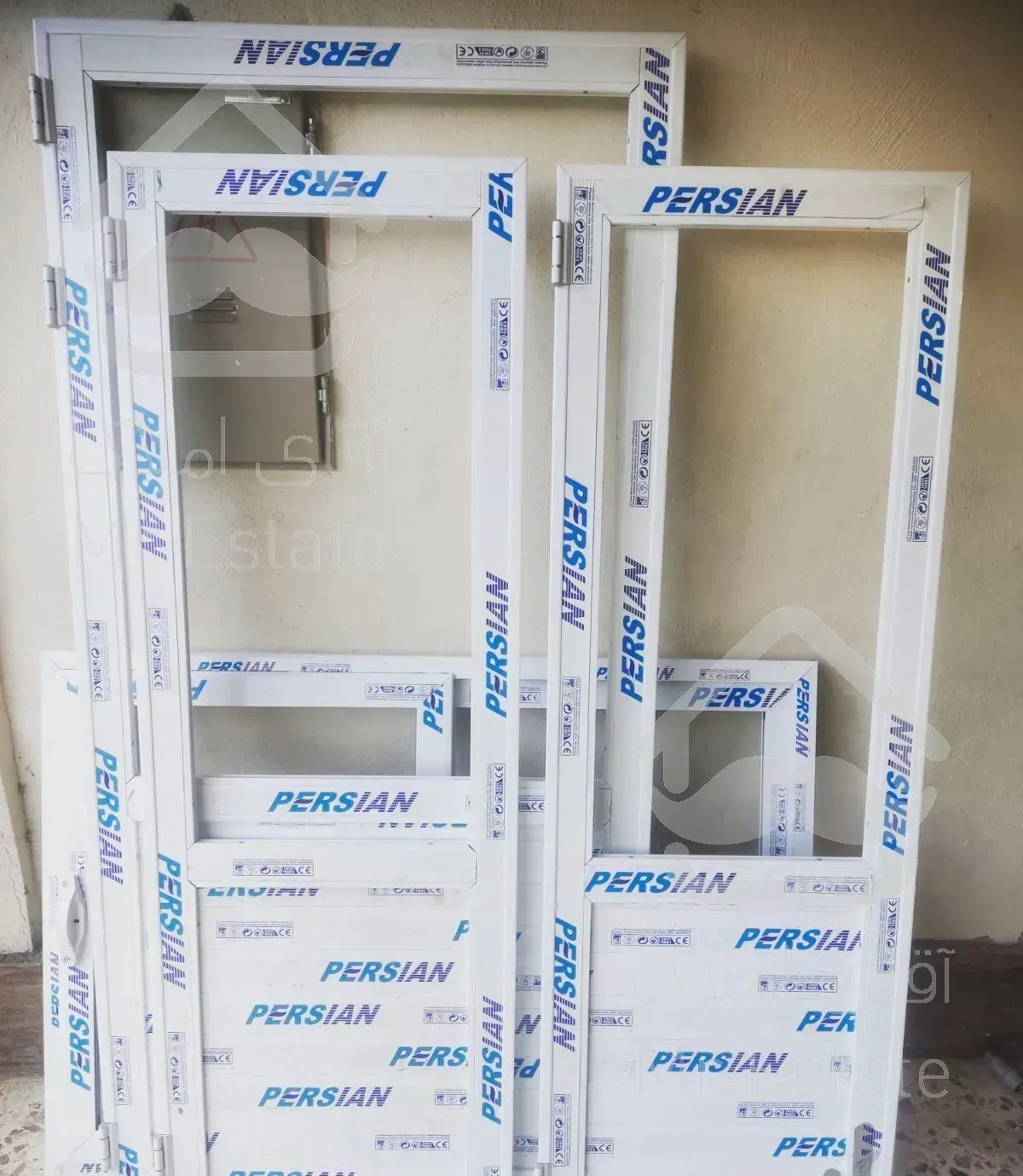 درب و پنجره آلومینیومی