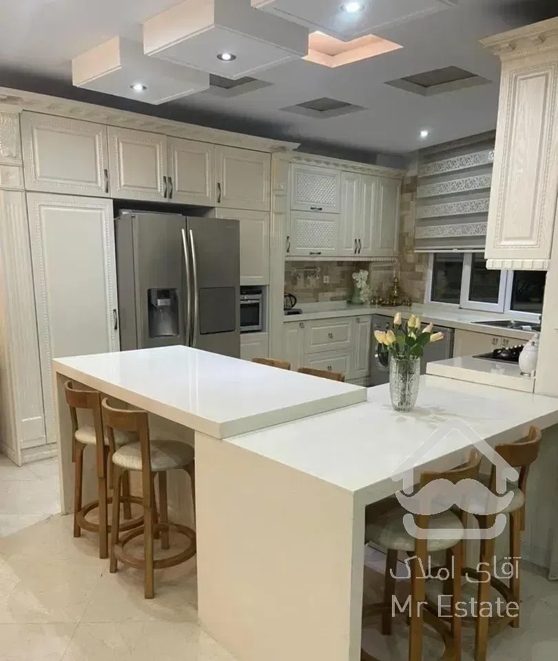 پنت هاوس ۲۴۰ متری ۴خواب در دیباجی جنوبی