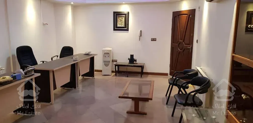 ۷۲ متر سند اداری بر فردوس شرق