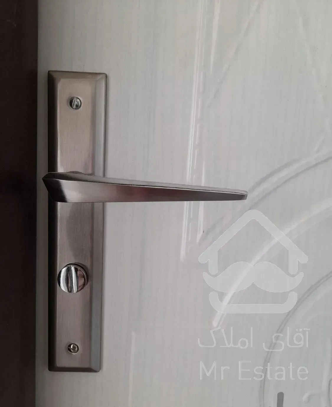 نصاب انواع درب چوبی ، وکیوم ، ملامینه ، ضدسرقت