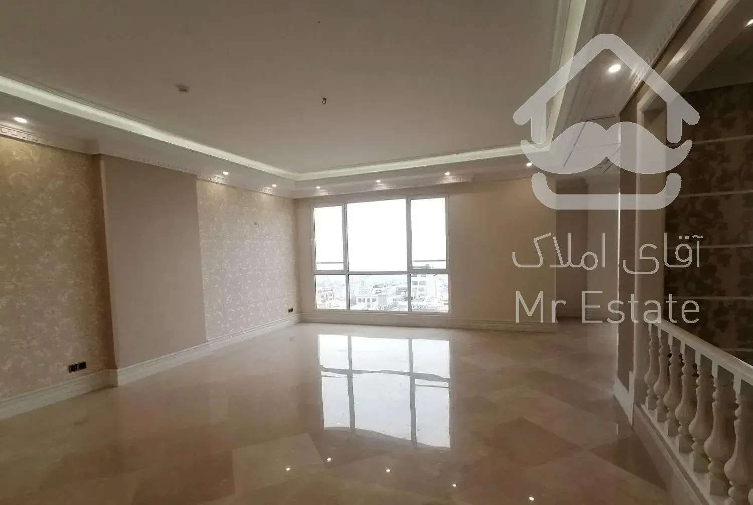 104متر 3خواب/ تک واحدی/نور انفجاری