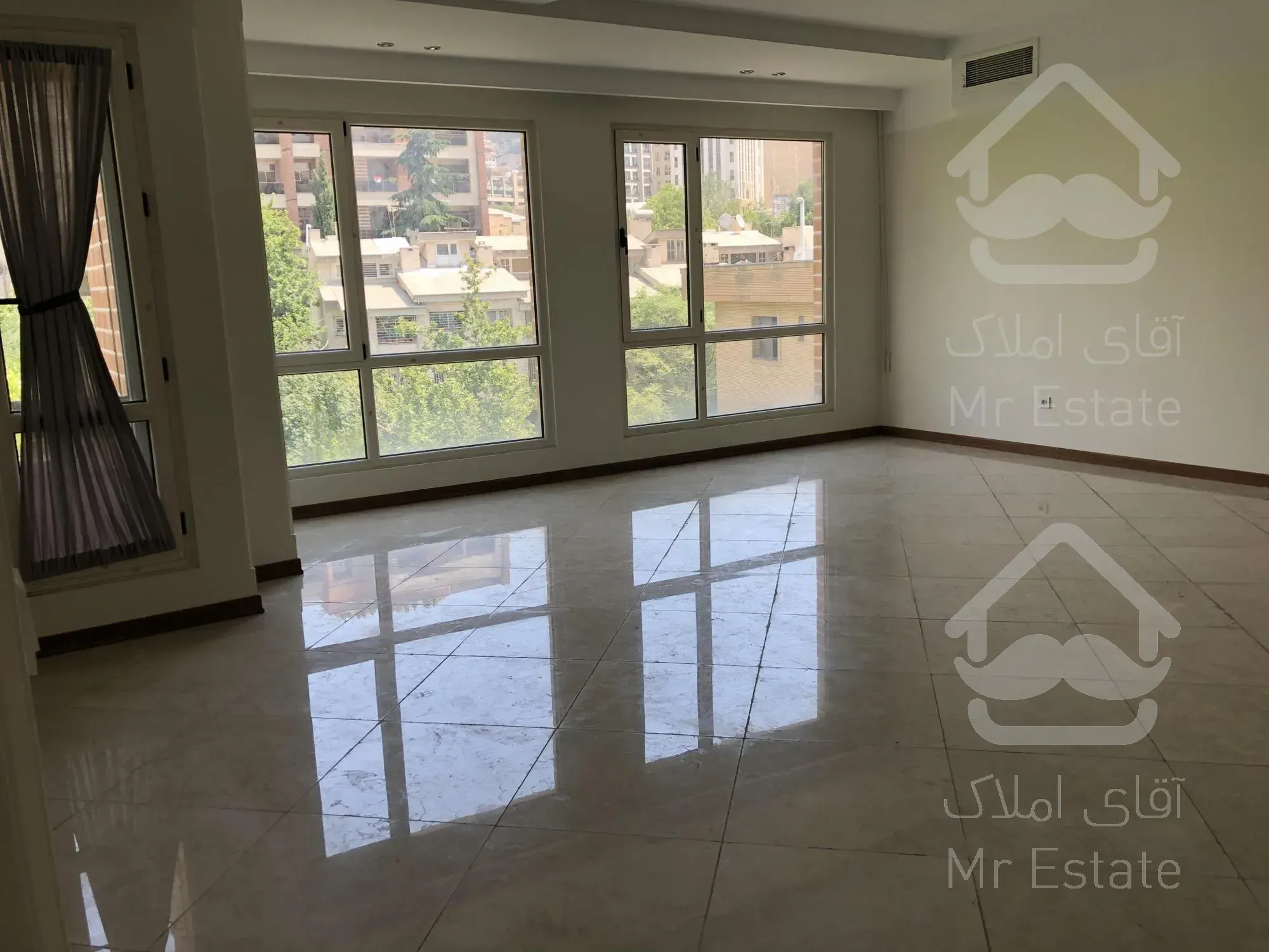 رهن و اجاره آپارتمان ۱۲۵ متری ۲ خوابه فرمانیه