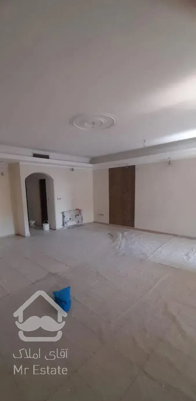 ۱۱۵ متر / ۲خواب / فول امکانات       (  لارستان  )