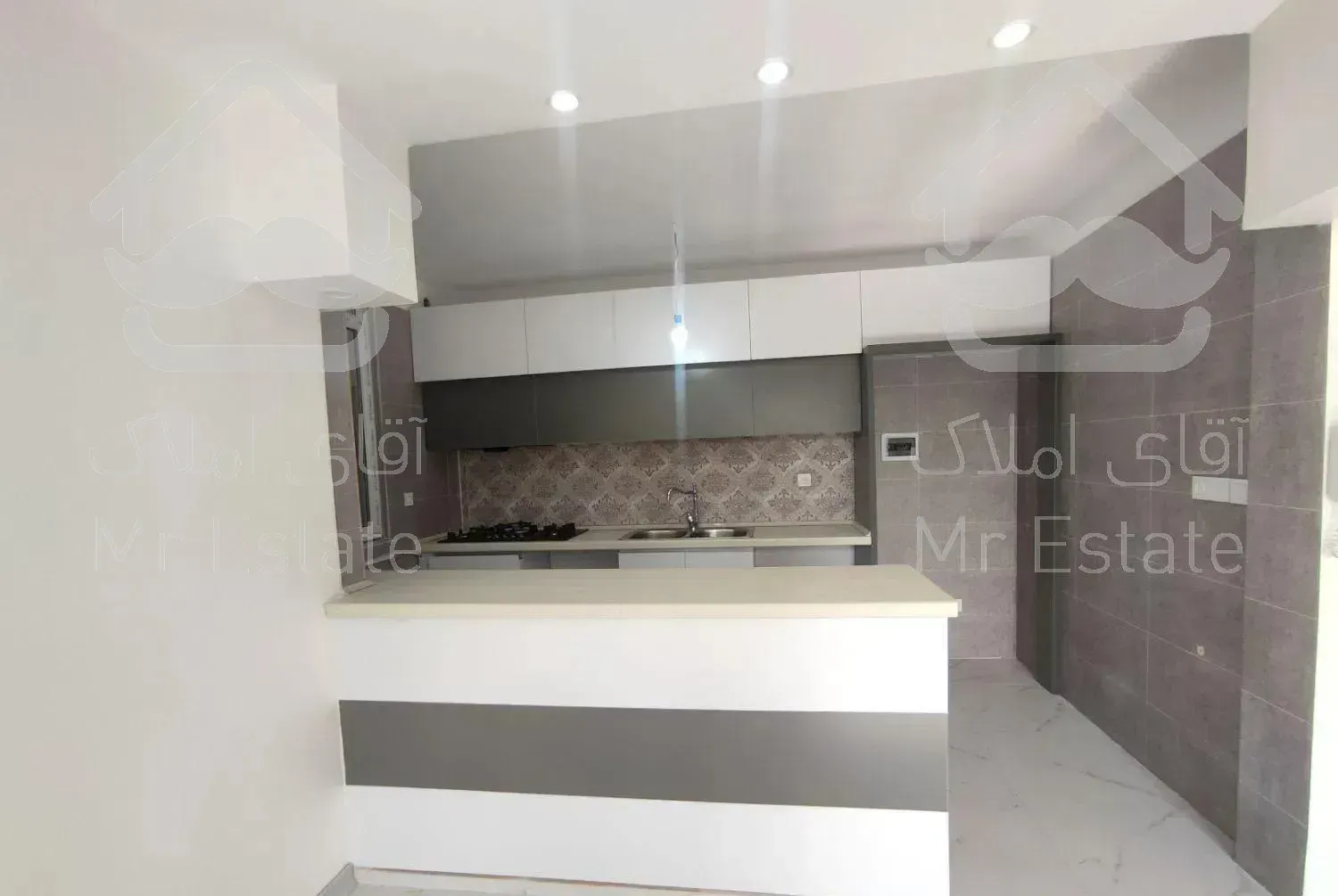 تهرانپارس ۶۰ متر ۲خواب فول بازسازی