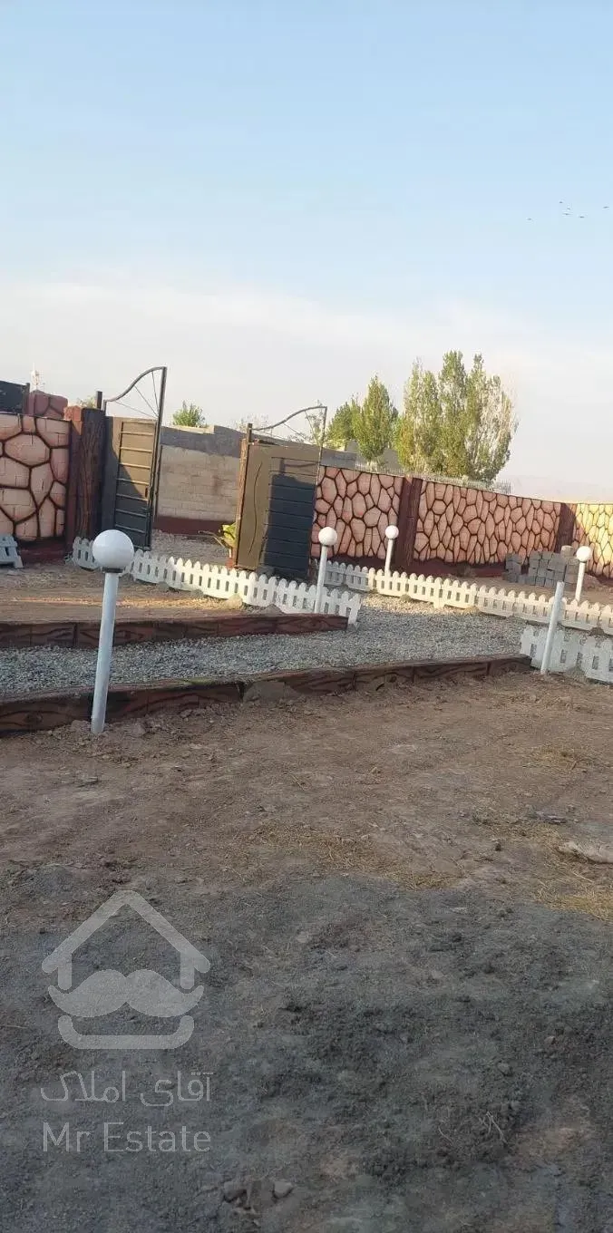 باغ ویلا ۴۵۰ متری ملکی برق دارد