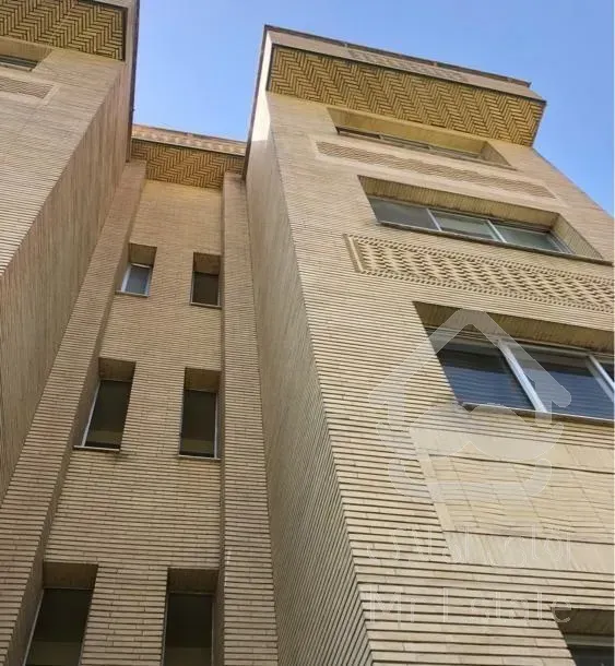 ۱۹۵متر«امنیت بالا نوسازی شده»دید فضای سبز شهرک غرب