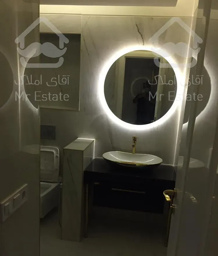 ١٣٦ متر    ///    یوسف آباد