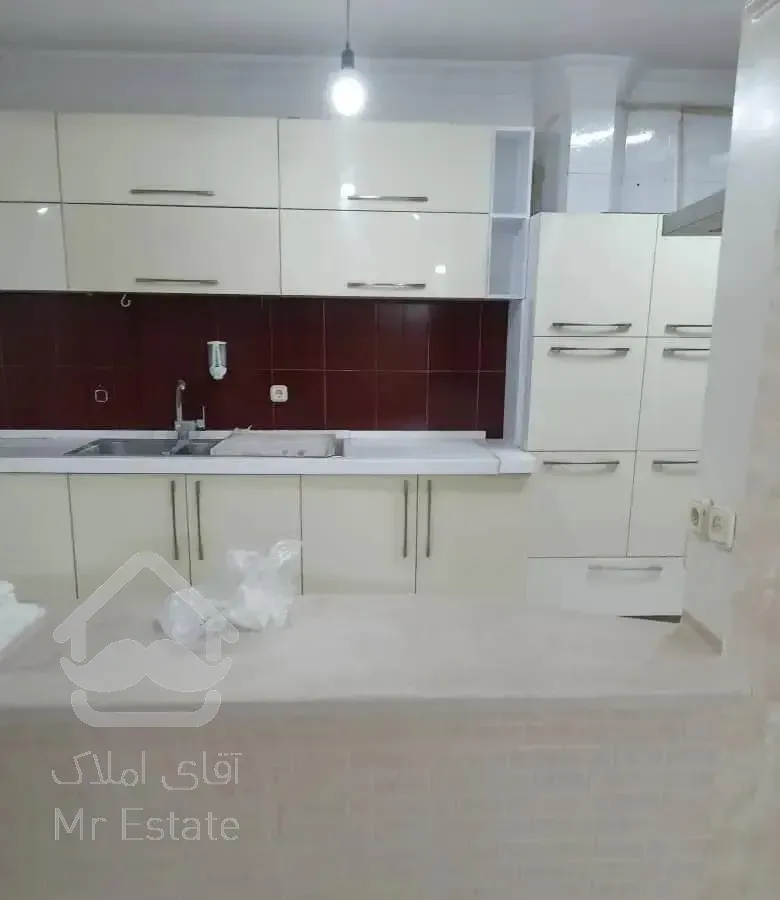 واحد ۸۰متری بازسازی طبقه اول/وکیلآباد(پردیس)