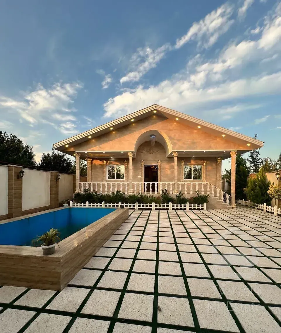 /ویلایی زمین 318متر بنا 120متر با استخر/