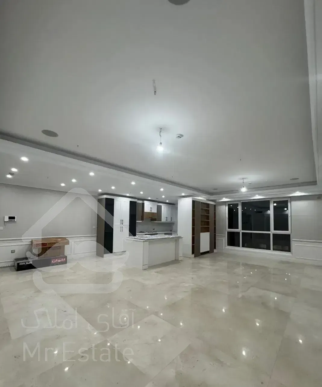 کمالی شرقی/ ۱۳۷متر/ تک واحدی/۲پارکینگه/طبقه آخر