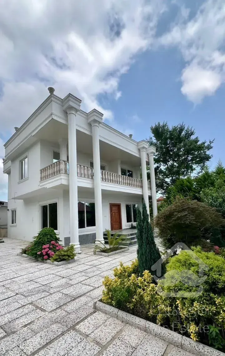 کاخ ویلا(ویو ابدی جنگل)استخر۴ فصل