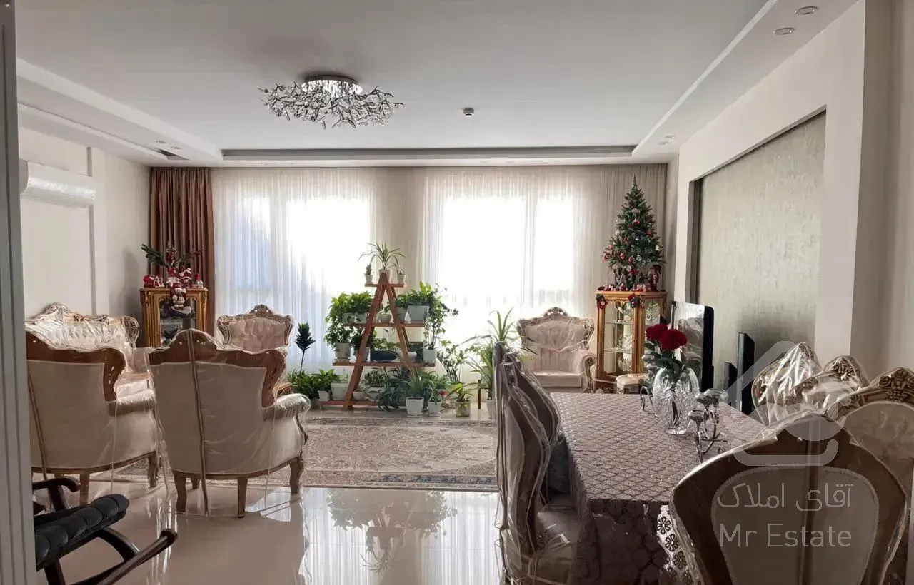 ۱۲۵ متر سه خواب / دو نبش همه خواب ها نورگیر مستقیم