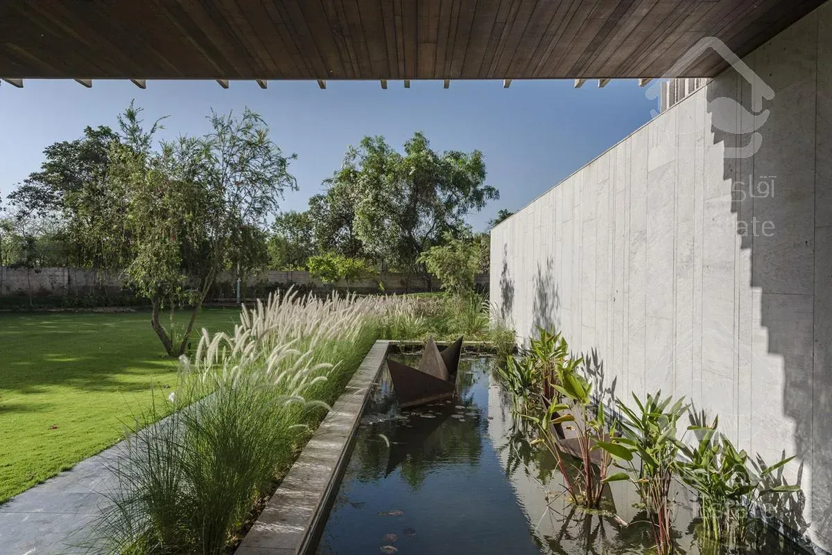 فرشته، ۱۱۰۰ متر ویلای مدرن