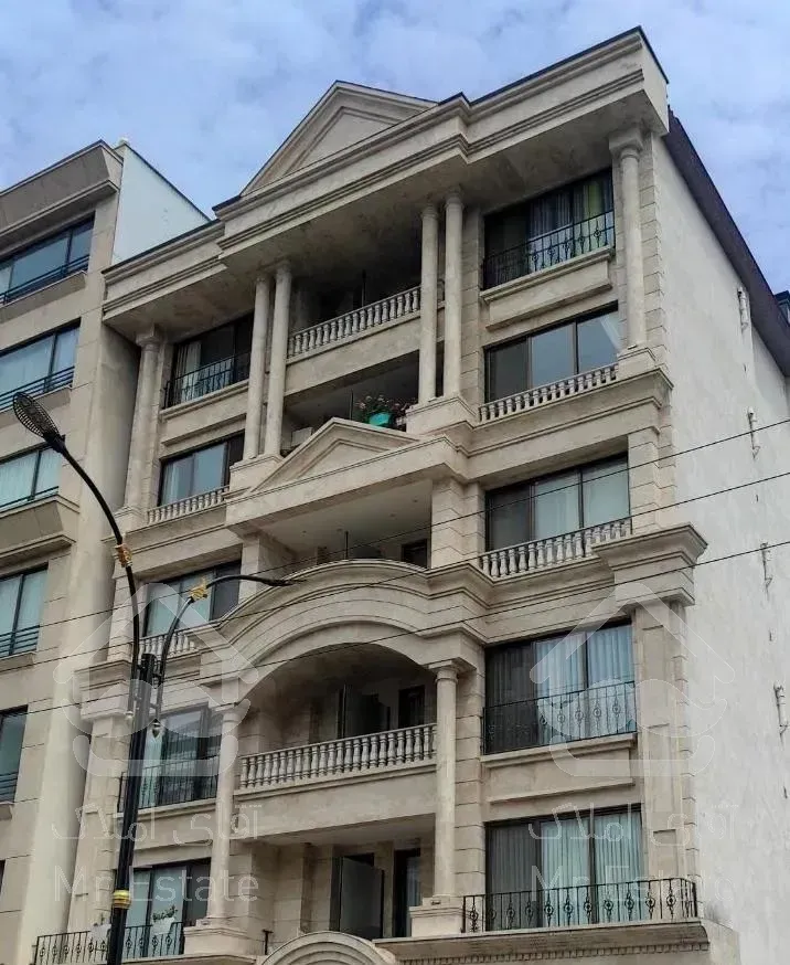 واحد ۱۲۰ متر ۲ خواب نوساز ، برکمربندی