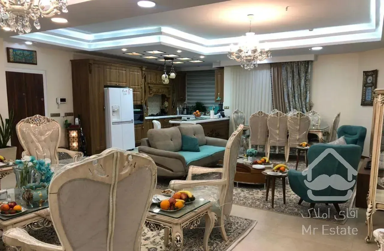 کریمخان 135متر-3جهت نور-2پارکینگ-9متر تراس