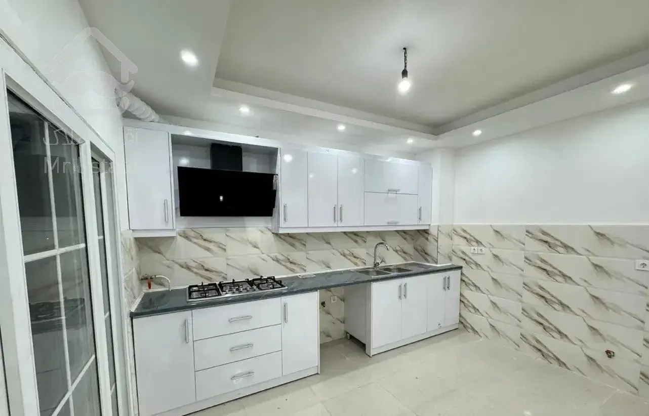 فروش آپارتمان تکواحدی 110 متری