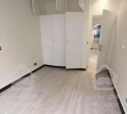 صرافهای شمالی - ۱۴۰ متر- ۱۵ متر پاسیو اختصاصی