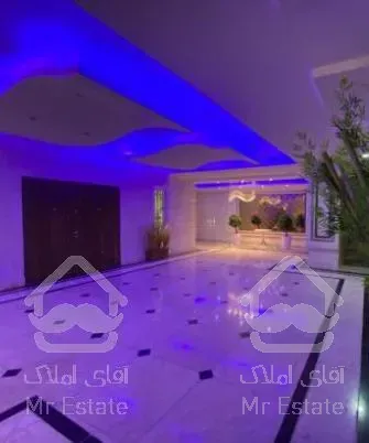 ۲۶۰ متری لوکس ورودی از چهارباندی