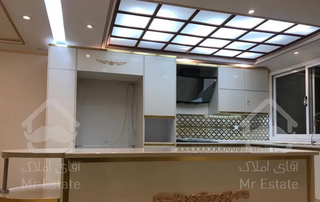 آپارتمان خوش نقشه در لوکیشن مشجر