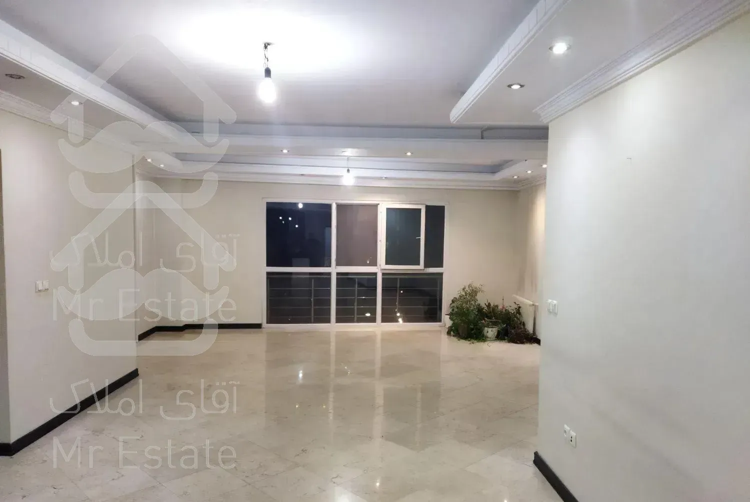 ۱۰۵متری بازسازی شده/دوکله/کاشانی(بهنام)