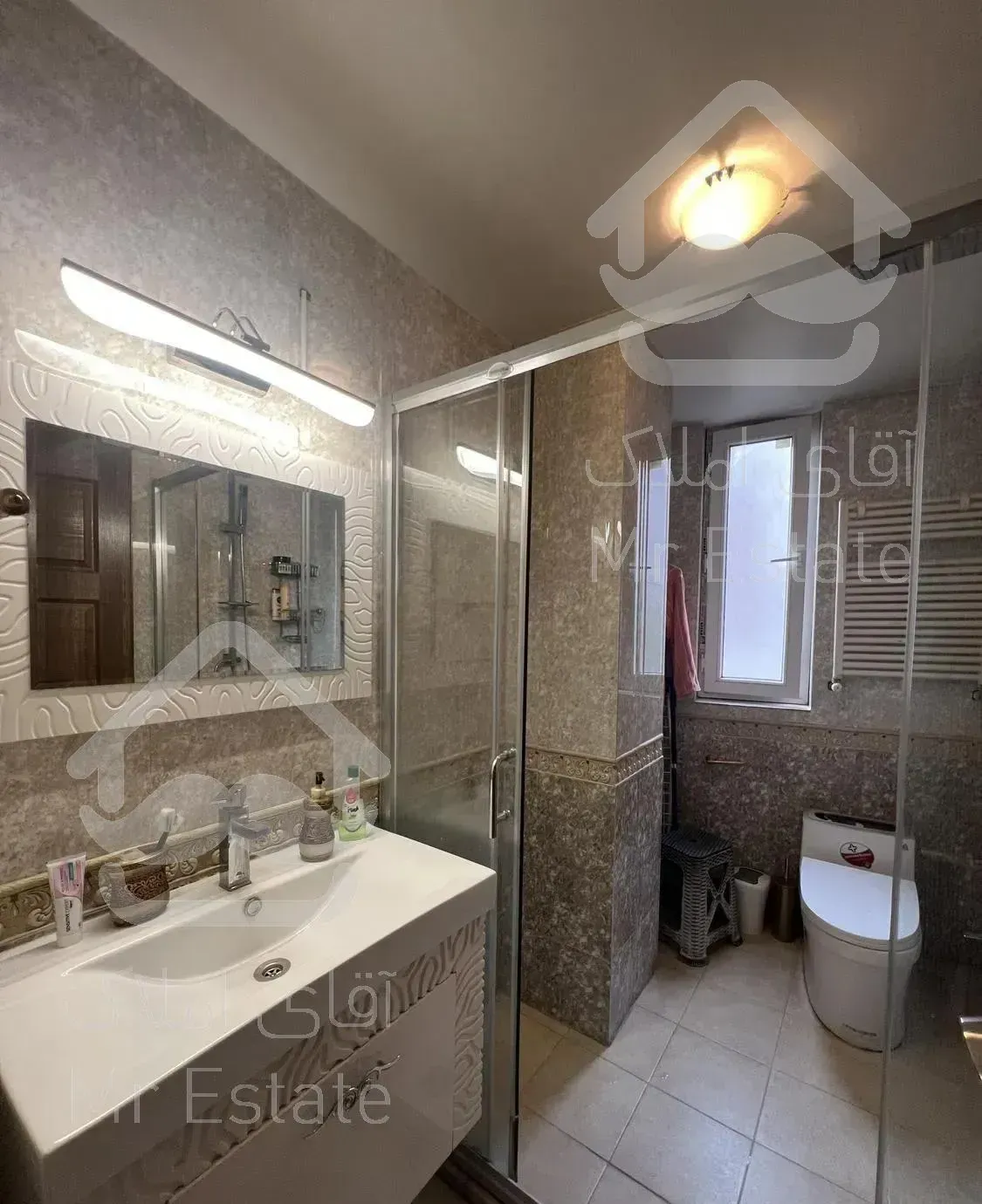 فروش ۱۳۵ متر ۲ خواب فول امکانات سوهانک لاله