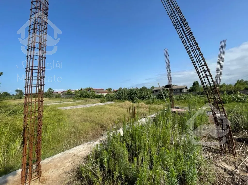 اسکلت نیمه کاره دارای پروانه ساخت