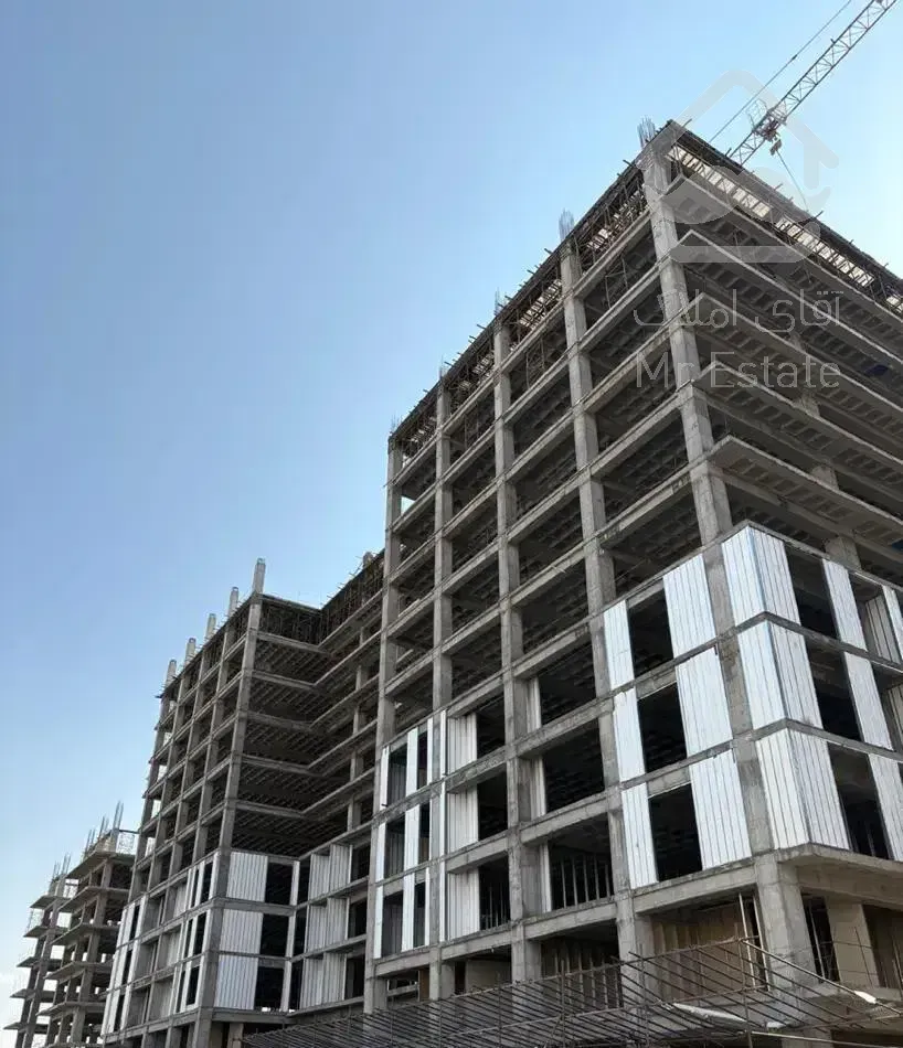 ۱۷۶ متر ۲ نبش ۳ خواب جنوبی تریتیومvip چیتگر