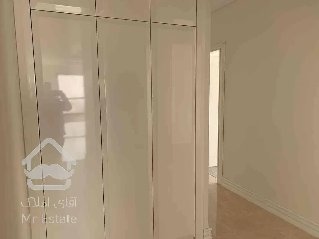 200 متر نوساز/فرمانیه فول مشاعات/بدون مشابه