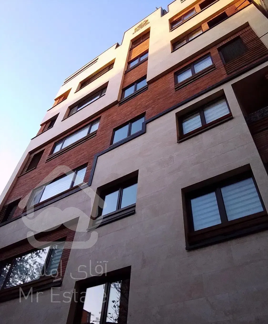 دروس/هاشمیان/95متر2خ نوسازفول اکازیون فقط23میلیارد