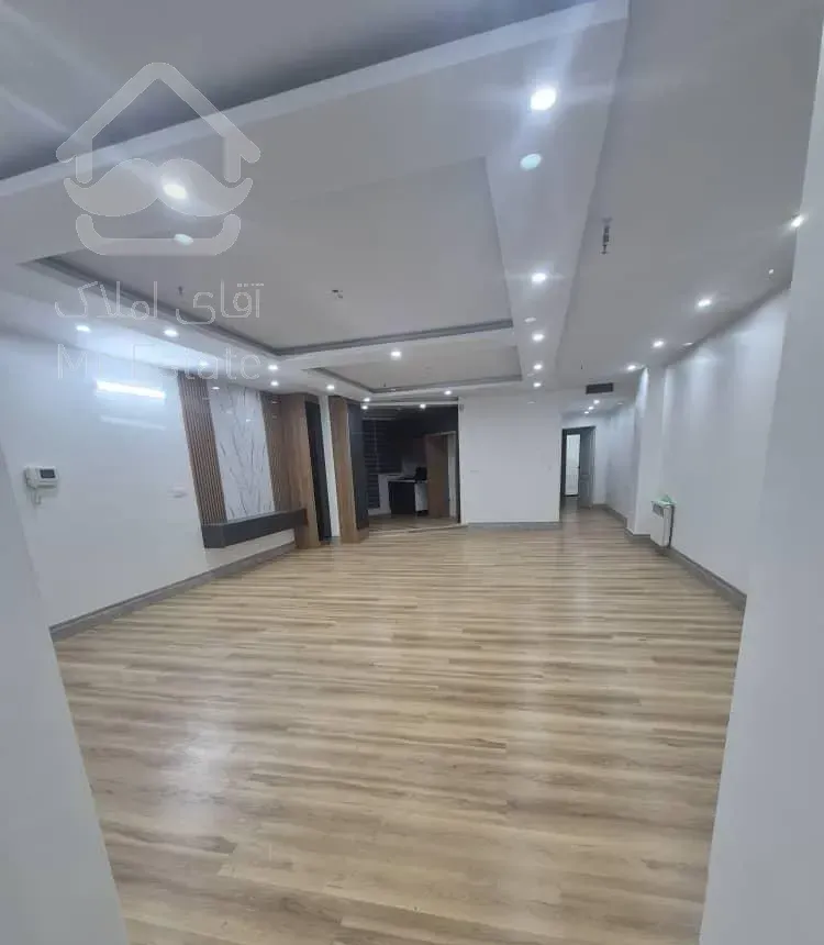 آپارتمان ۱۰۵ متری ۲ خوابه فول امکانات