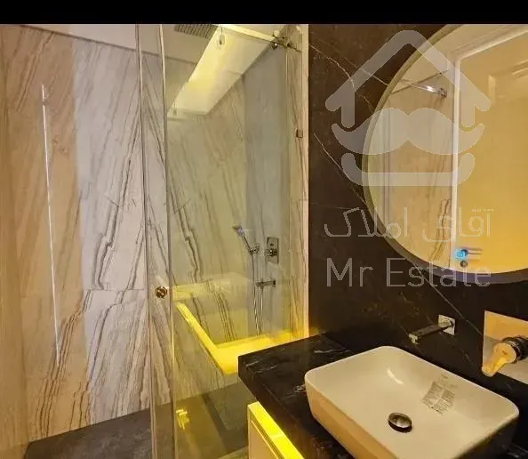 آپارتمان ۱۰۰ متری/قلب باهنر/خوش ساخت/