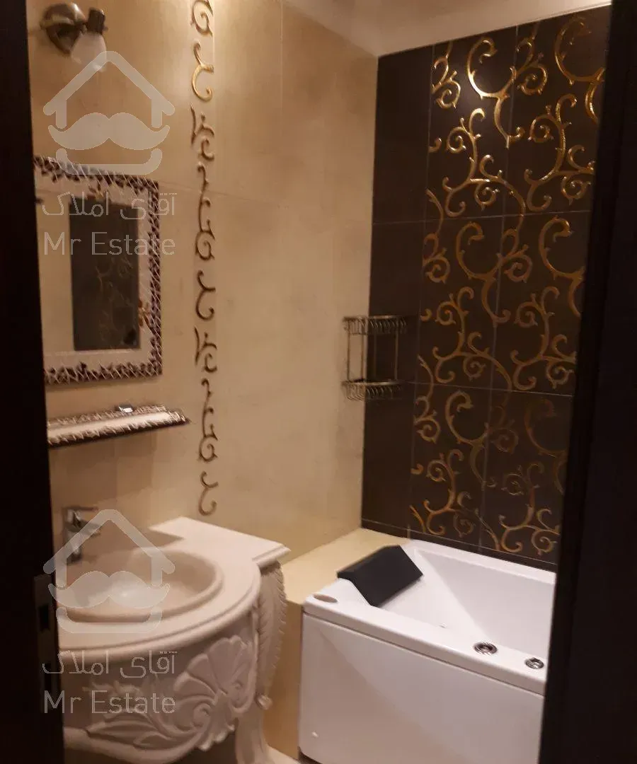 جردن / ۱۷۰ متری / فرعی اعیانی / رو به آفتاب