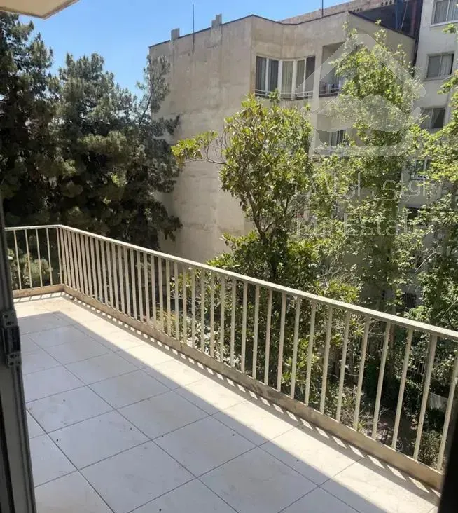 جردن ۱۳۵ متر لاکچری با تراس