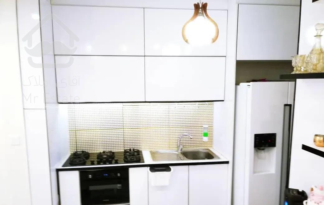 ۷۱متر سالن پرده خور رو بجنوب