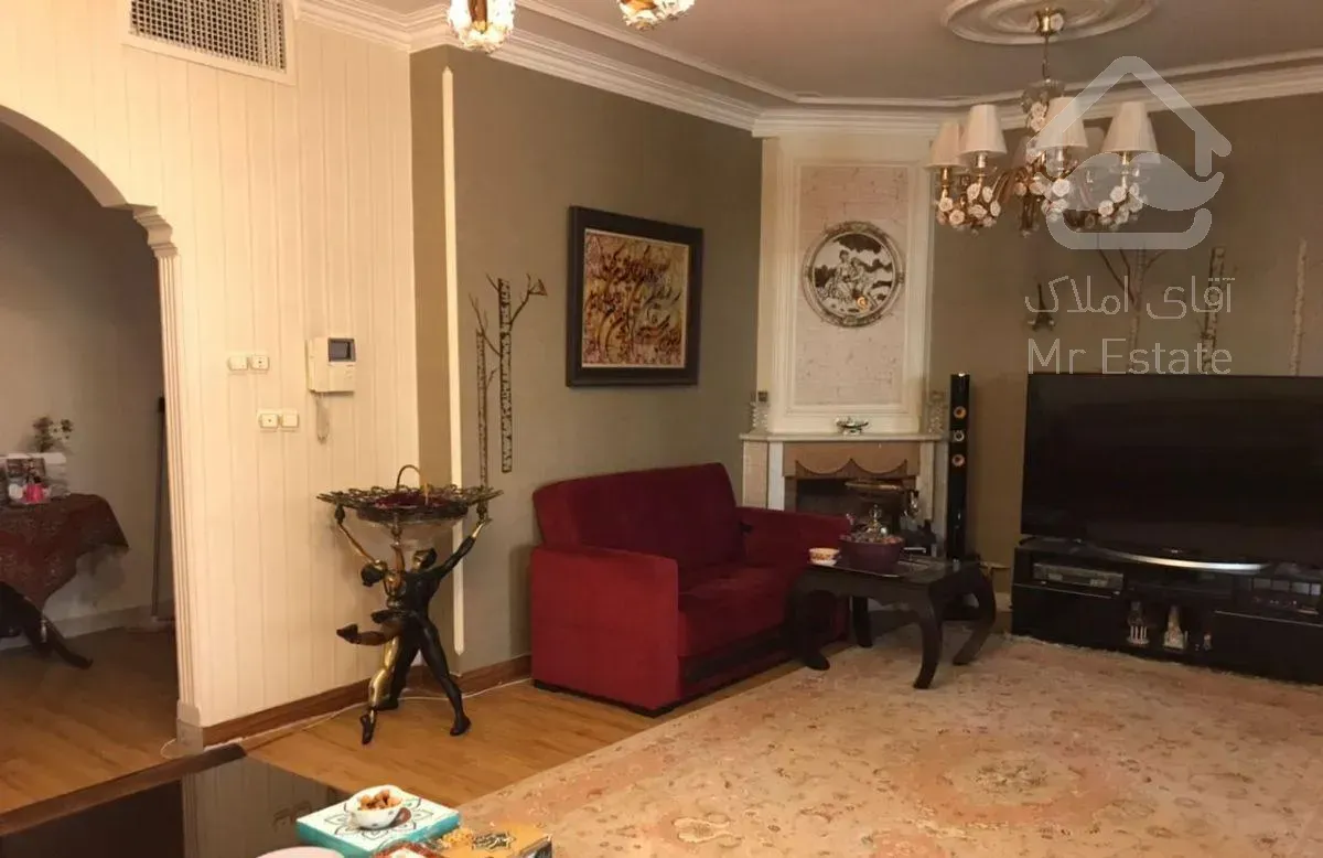 ( پاتریس لومومبا کوکب 135 متری تکواحد )