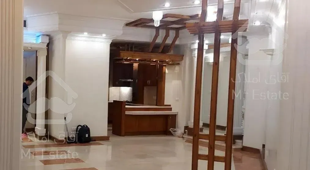 جردن گلستان ۱۳۲متری۲خواب/دکوراسیون کلاسیک