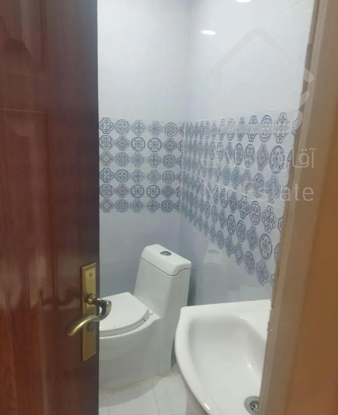 65متر آلاله شرقی تخلیه و بازسازی شده