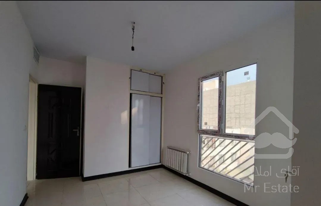 86 متری بازسازی کامل و نور کامل