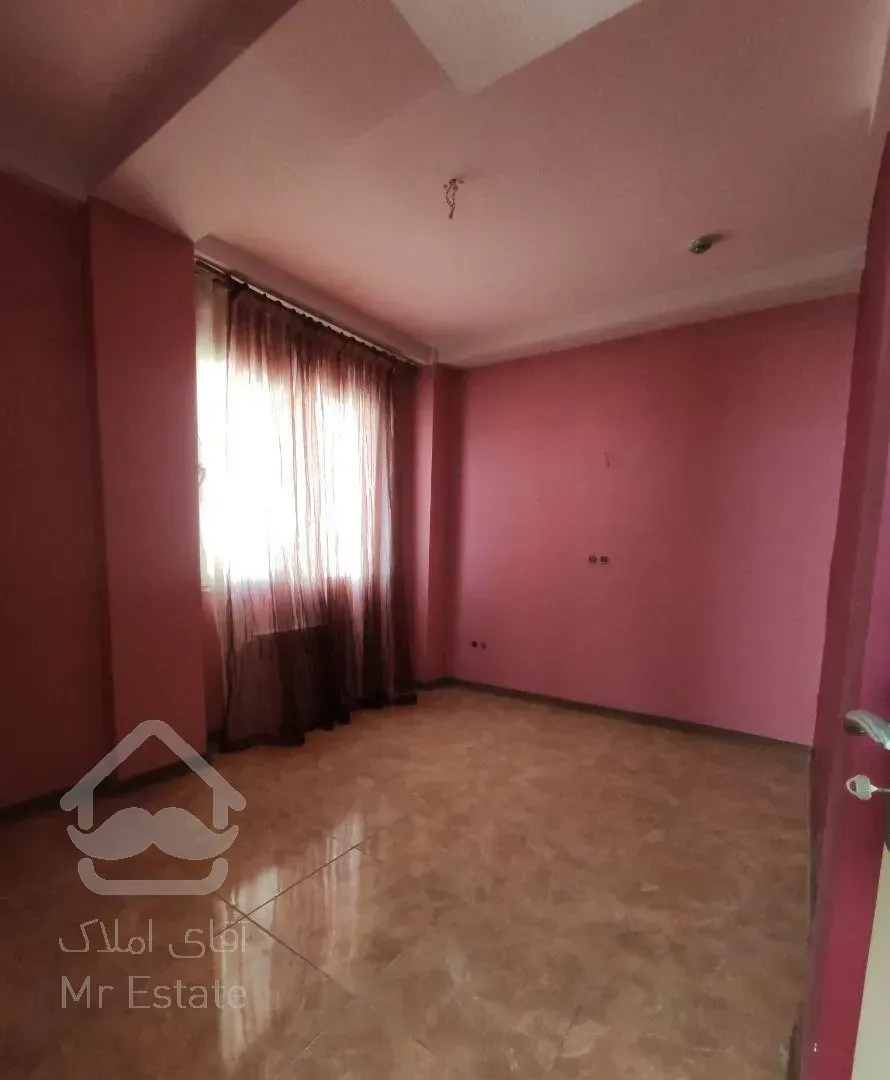 فاز۲محله ۳ طبقه ۷ جنوبی ۹۷ متری