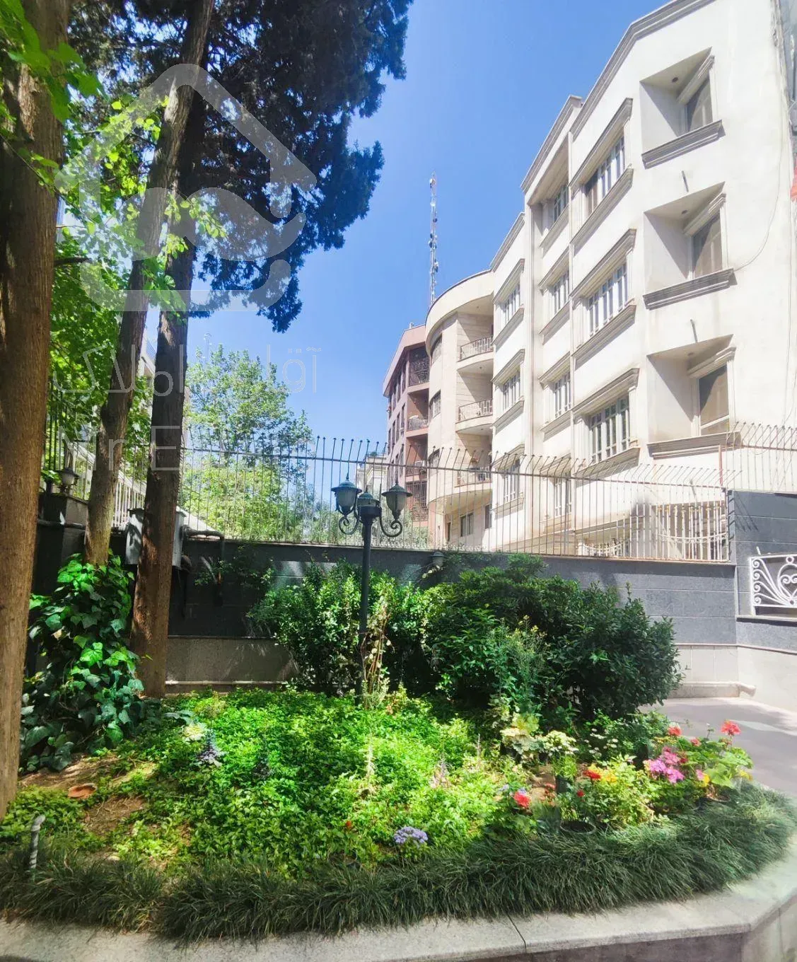 سهروردی شمالی ۱۰۰ متر ۲ خواب هویزه