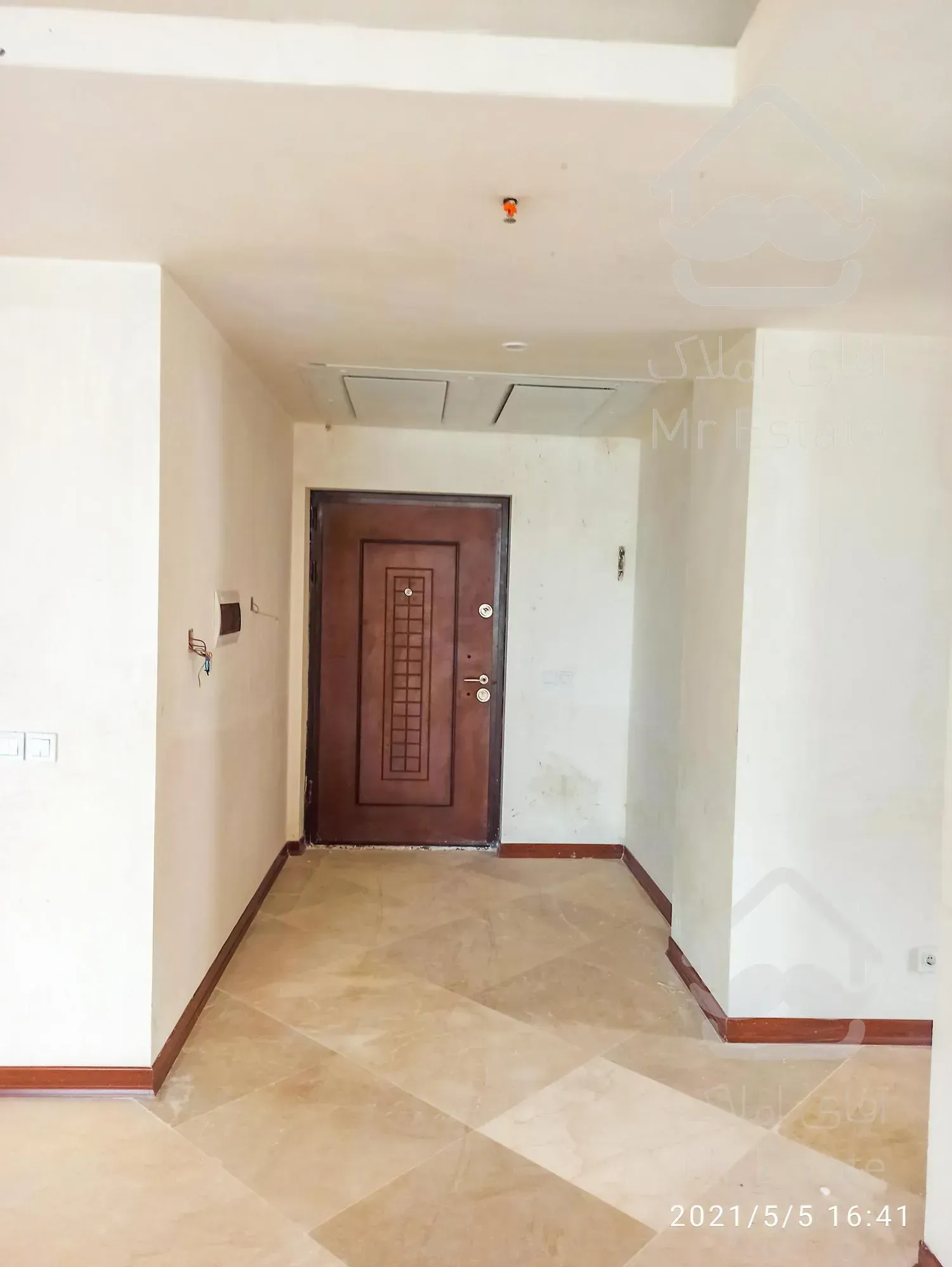 ۱۰۳.۵ متری ویو چیتگر