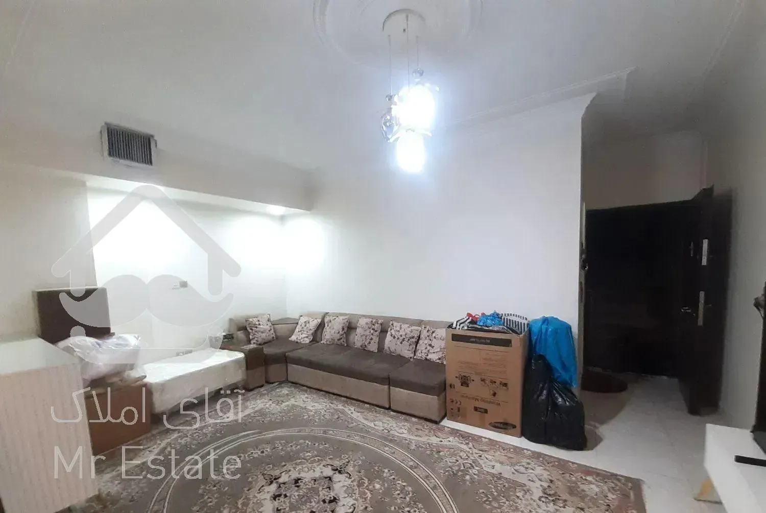 ۴۷متر+طبقه دوم/انباری۴متر/خانواده ومجرد/پیروزی