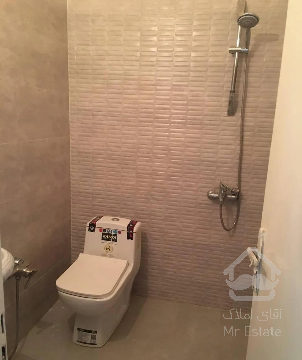 آپارتمان۱۰۲ تک واحدی بازسازی شده