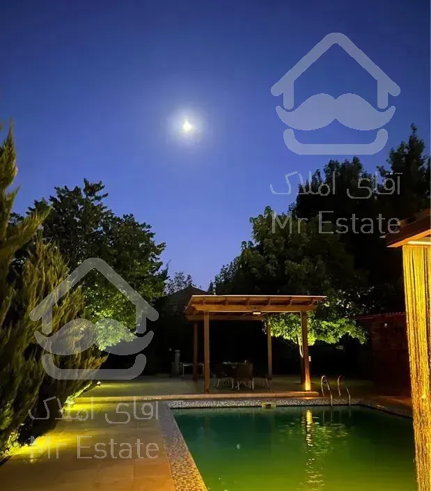 کلبه چوبی با استخر اب گرم چوراب قلندری خان زنیان