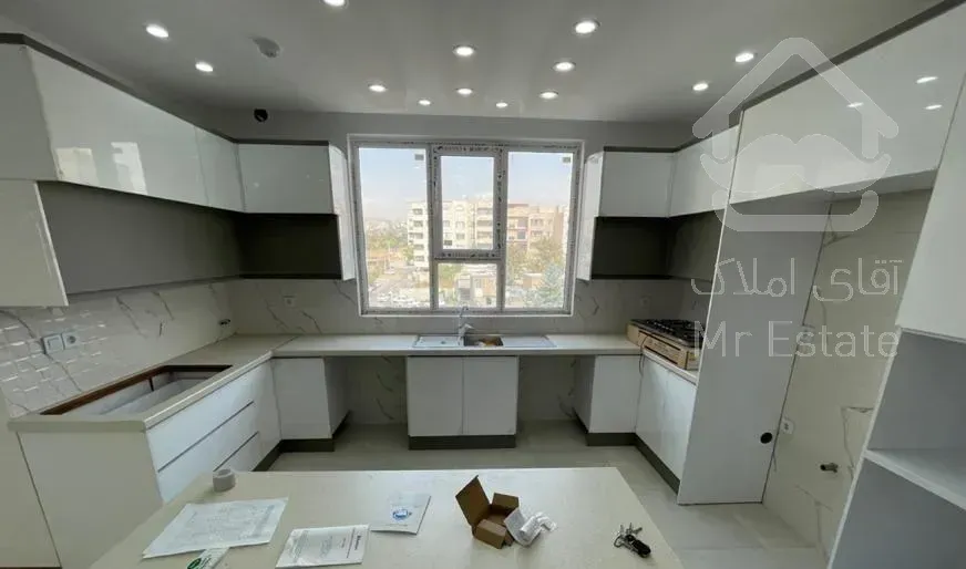 ۱۳۵ متر فول / نوساز کلید نخورده / داریوش / تهاتر